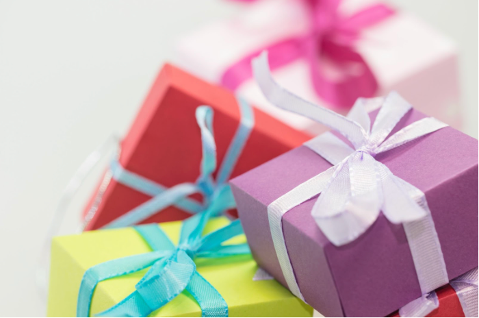 Presents for Period Problems: Gift Guide for Menstruators